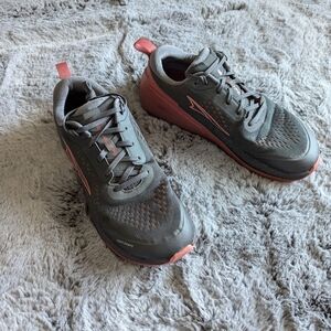 Altra Paradigm 5 running shoe
